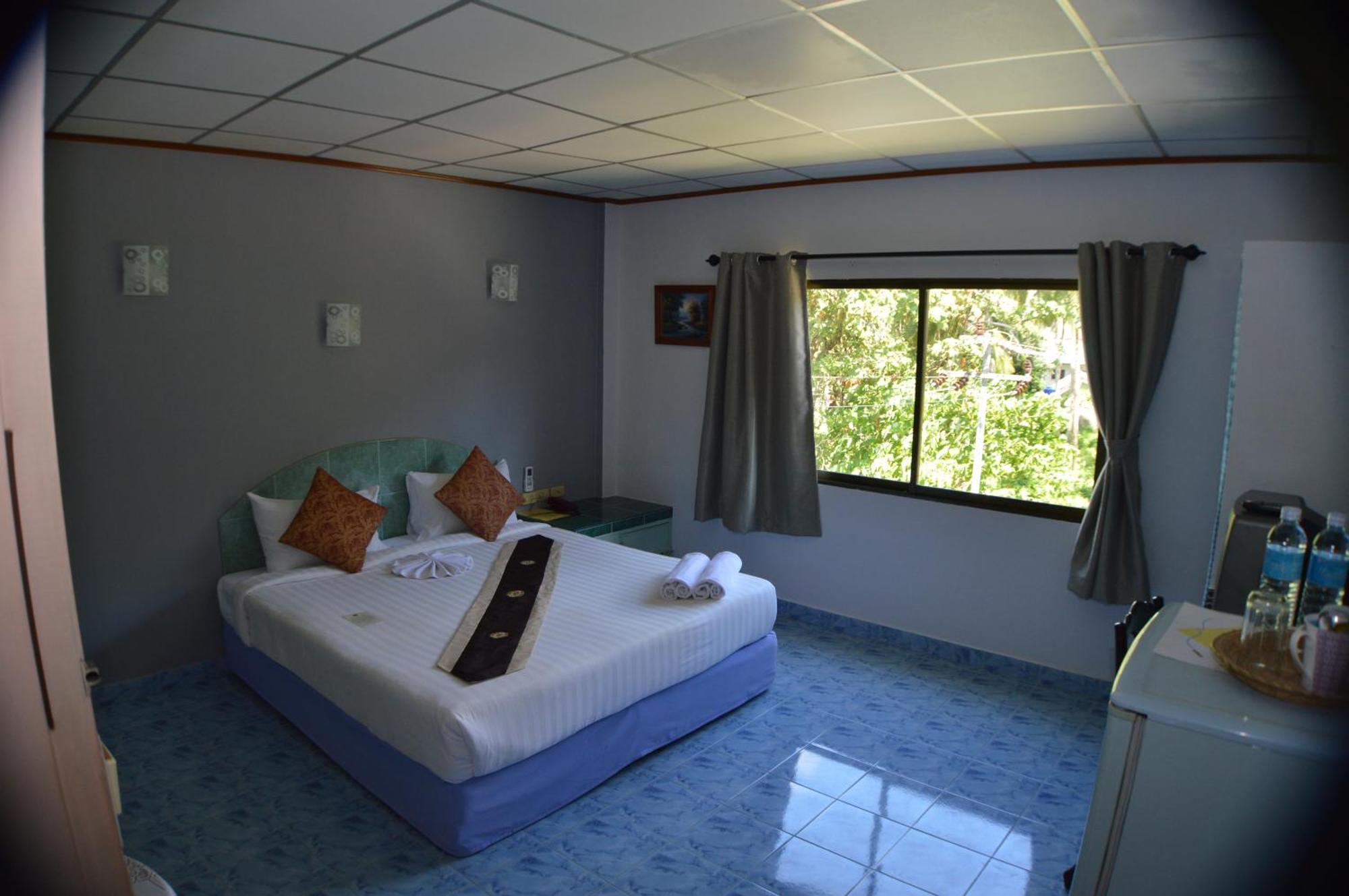 Seabreeze Inn Karon Værelse billede